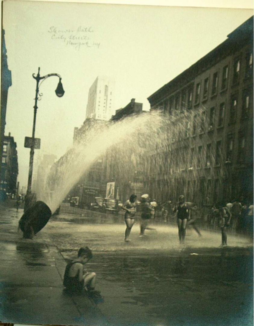 SHOWER BATH - CITY STREETS NEW YORK, NY or NEW YORK - SUMMER DAY