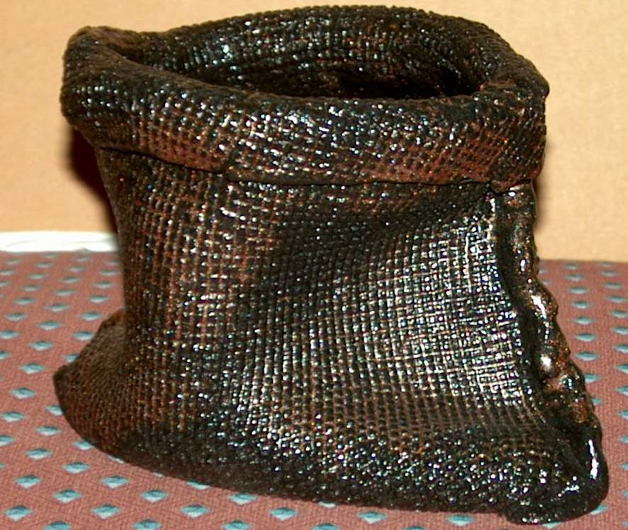 VASE IN THE FORM OF A BURLAP BAG